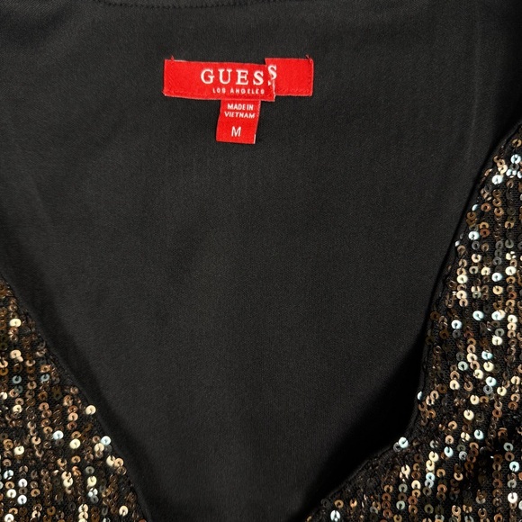 NWOT GUESS Bronze Gold Sequin Sleeveless V-Neck Crop Top – Size M Glam Sparkly - Picture 3 of 10